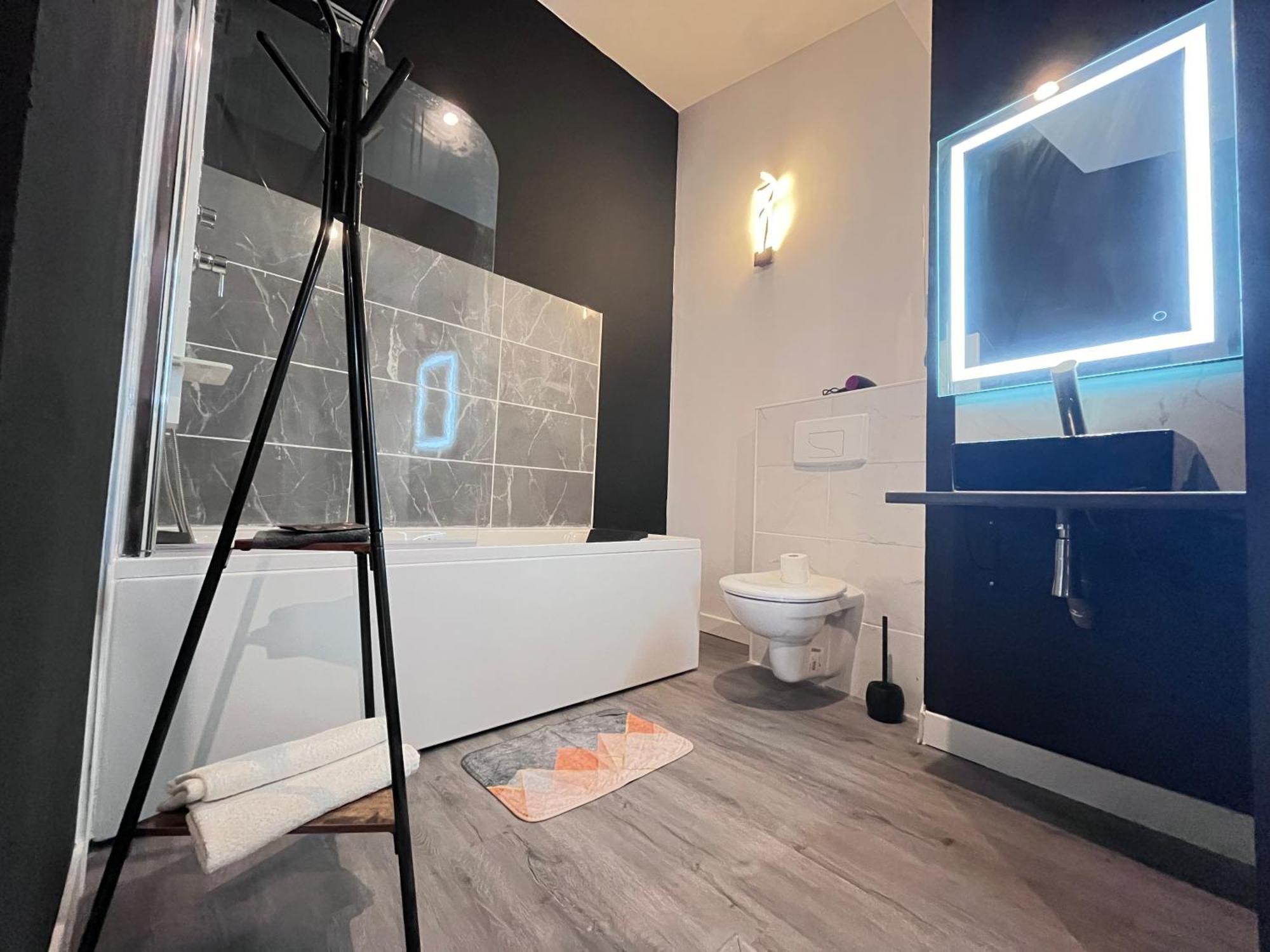 Studio Baignoire Centre Ville 나르본 외부 사진