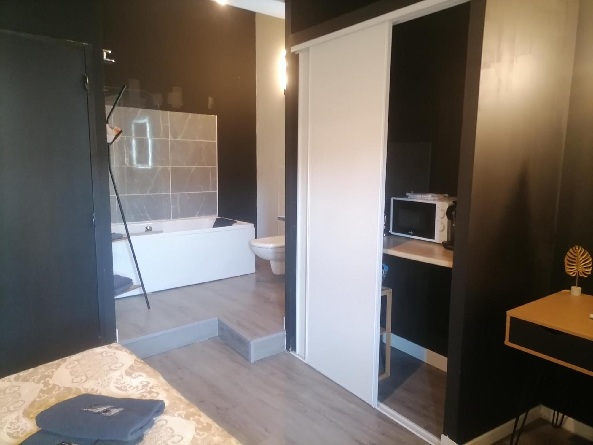 Studio Baignoire Centre Ville 나르본 외부 사진